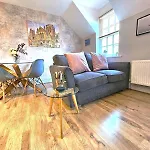 Private George Hudson Court Close To Walls Apartamento *