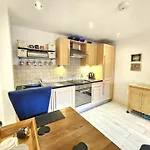 Private George Hudson Court Close To Walls Apartman York