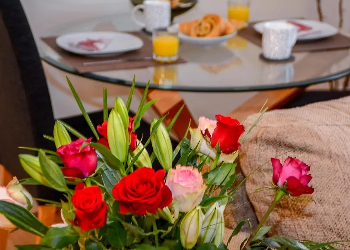 Apartment George Hudson Court Apartments