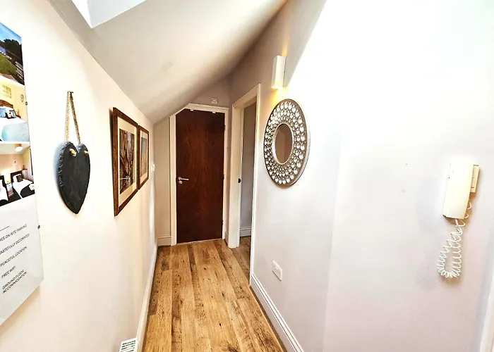 George Hudson Court Apartments