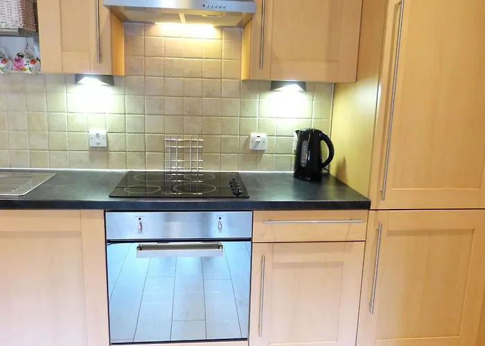 George Hudson Court Apartments Apartment