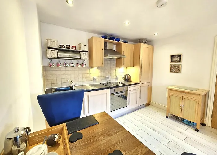 Private George Hudson Court Apartments Close To City Walls Apartment York