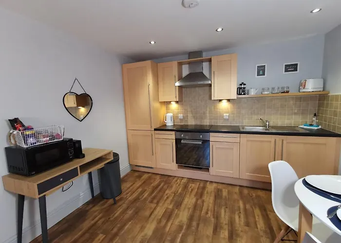 Apartment Private George Hudson Court Apartments Close To City Walls