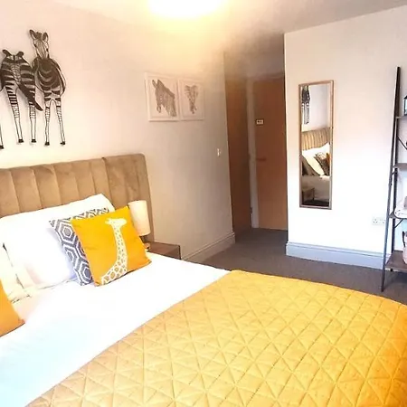 George Hudson Court Apartments