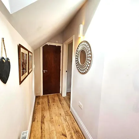 George Hudson Court Apartments