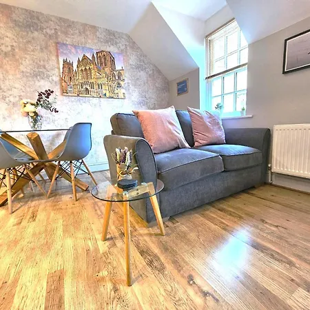 George Hudson Court Apartments Lägenhet *