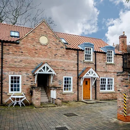 George Hudson Court Apartman *