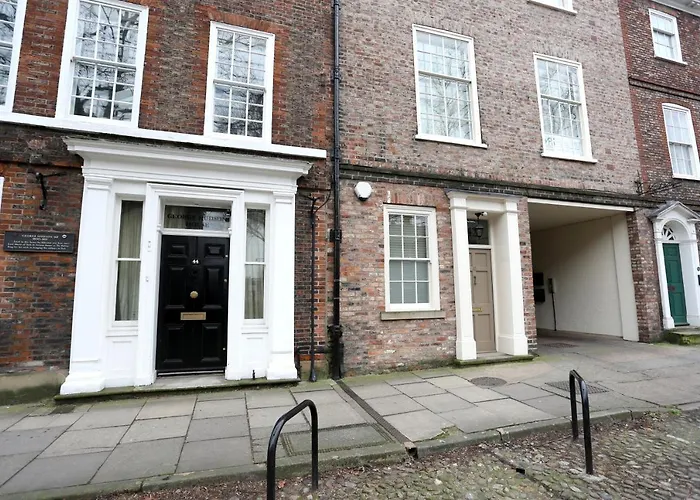 George Hudson Court * York